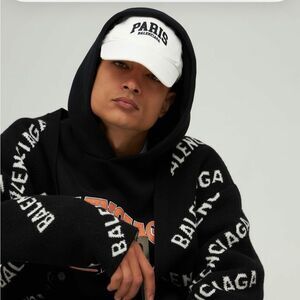 Balenciaga unisex Cities Paris Cap NWT Large $375